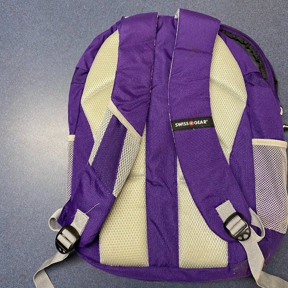 SwissGear purple backpack - Picture 2 of 3
